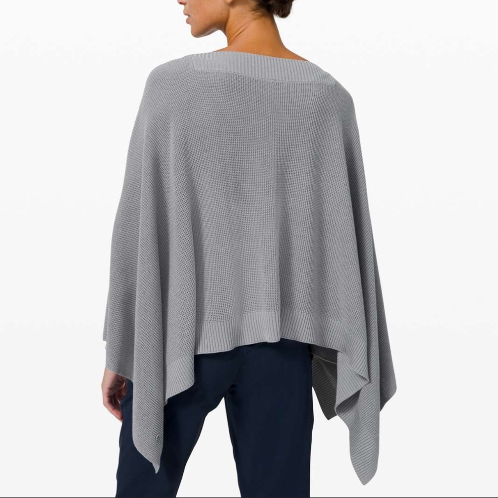 Lululemon Athletica Forward Flow Rhino Grey Poncho